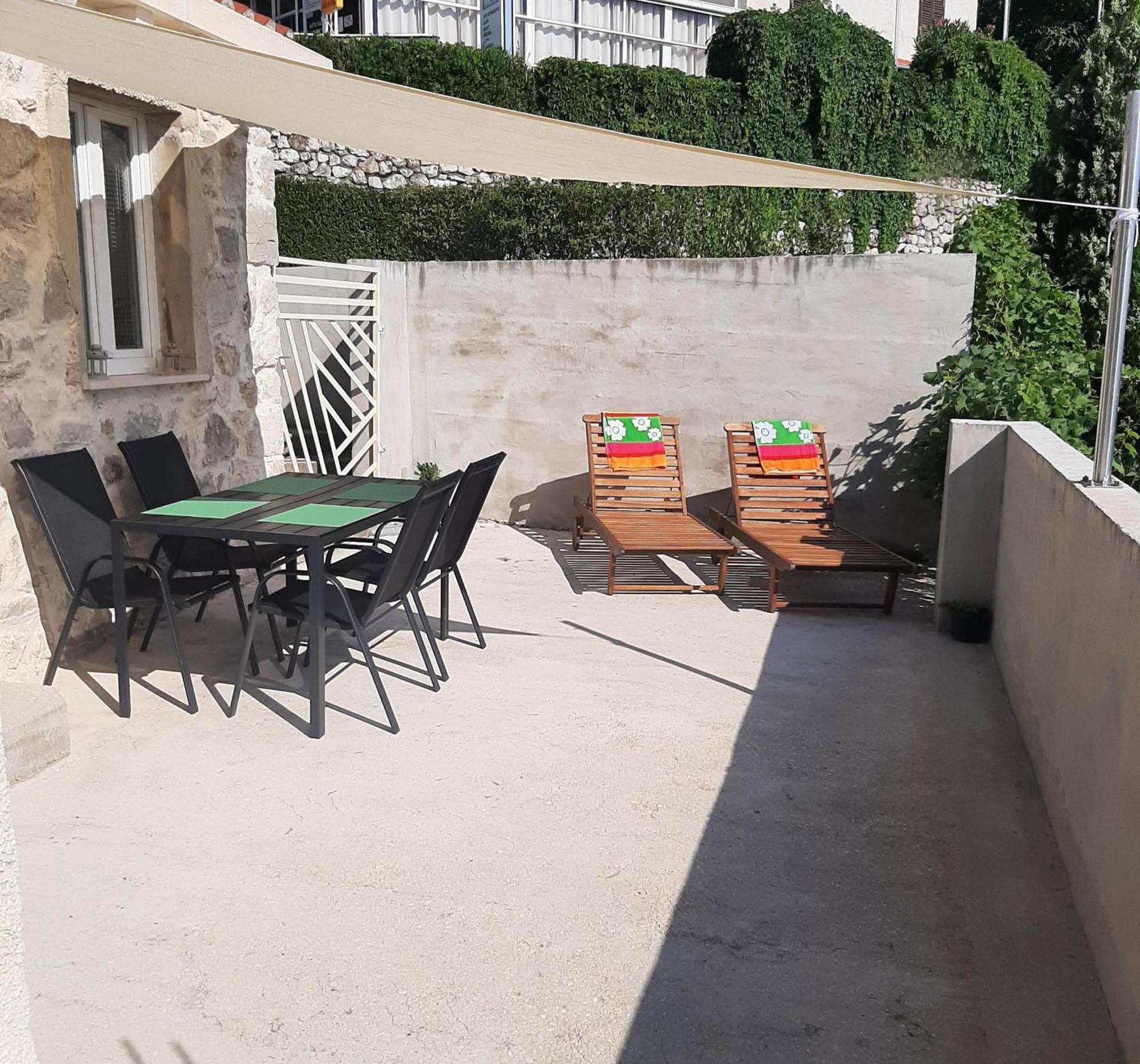Ferienwohnung Little Stone House Buici  Exterior foto